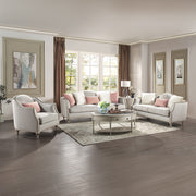 Loveseat w/3 Pillows