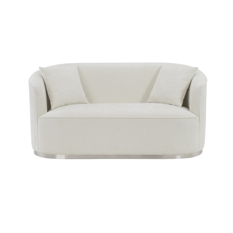 Loveseat w/2 Pillows