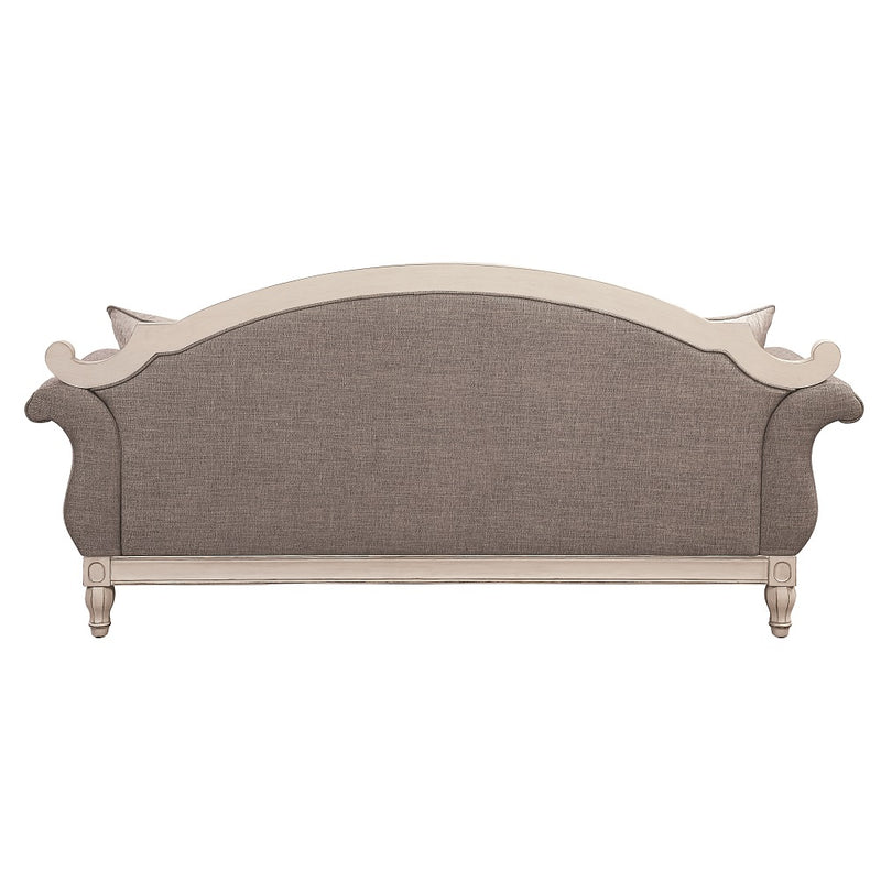 Sofa w/4 Pillows
