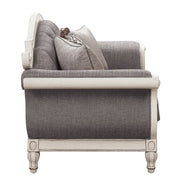 Loveseat w/3 Pillows