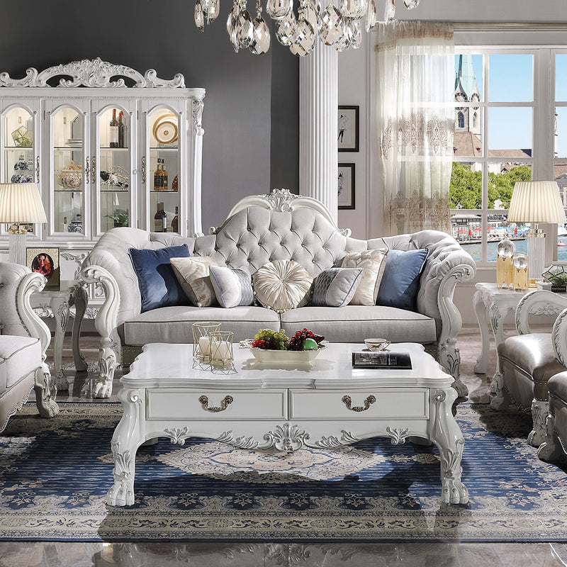 Sofa w/7 Pillows
