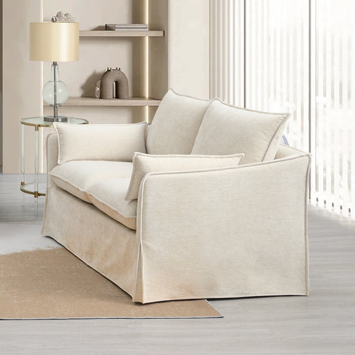 Loveseat w/2 Pillows