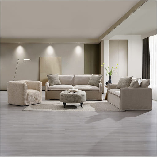 Loveseat w/2 Pillows