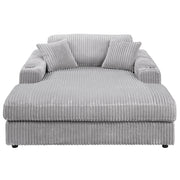 Chaise w/2 Pillows
