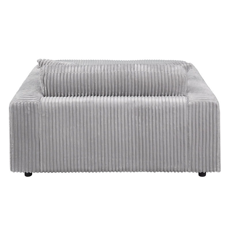 Chaise w/2 Pillows