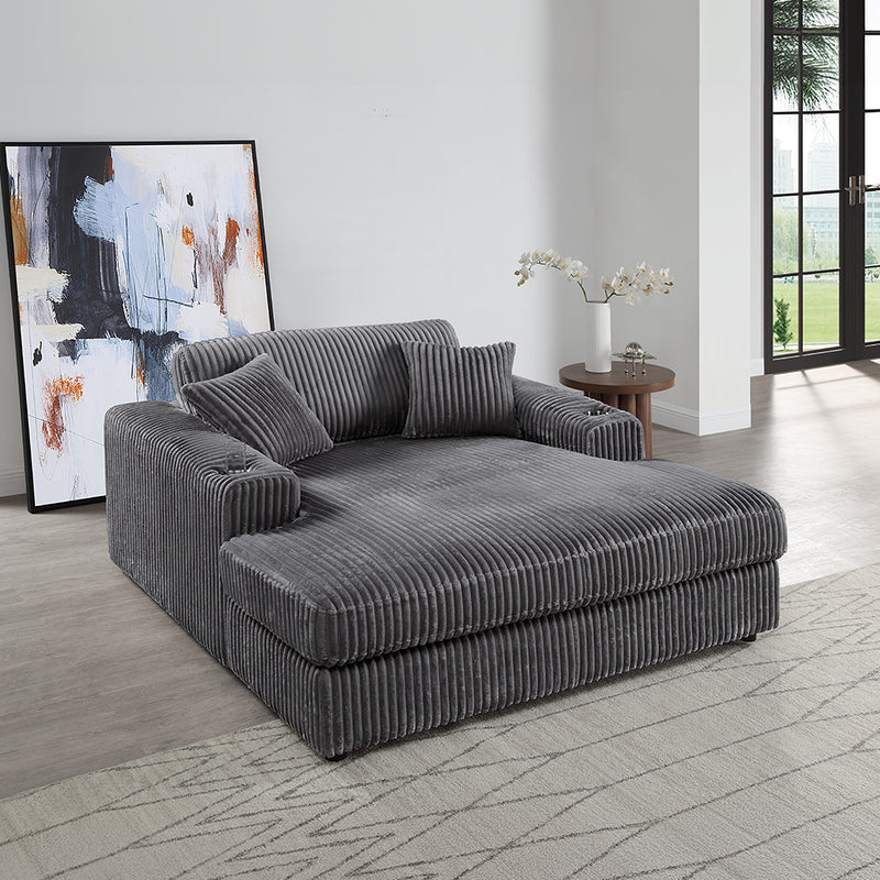 Chaise w/2 Pillows