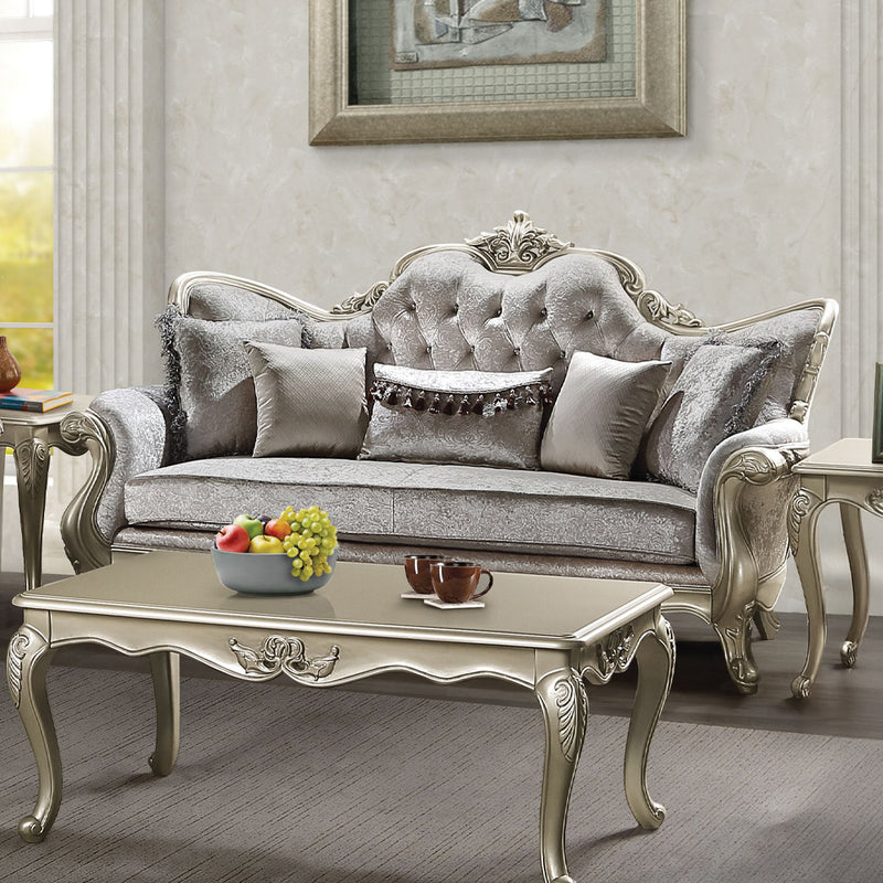 Sofa w/5 Pillows