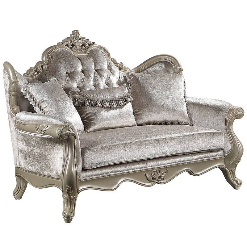 Loveseat w/3 Pillows