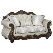 Loveseat w/3 Pillows