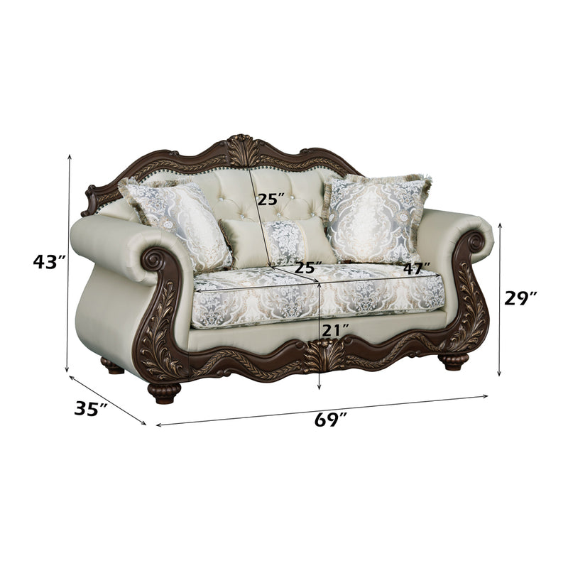 Loveseat w/3 Pillows