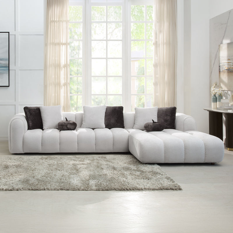 Sectional Sofa w/8 Pillows