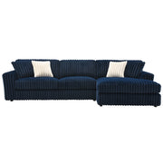 Sectional Sofa w/4 Pillows