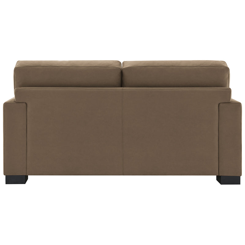 Loveseat w/3 Pillows