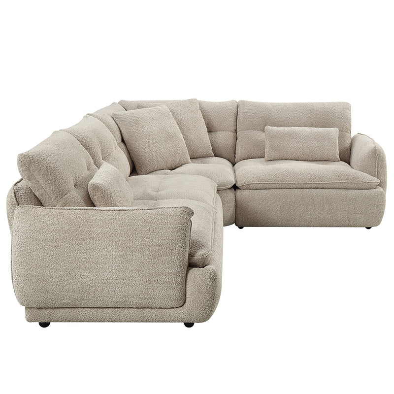 Sectional Sofa w/4 Pillows