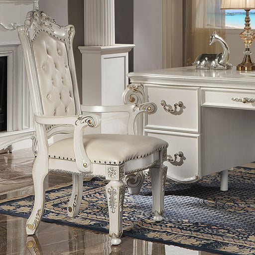 Executive Office Chair (Arm)
